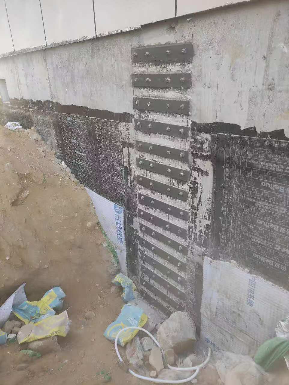 广元房屋柱子加固方法